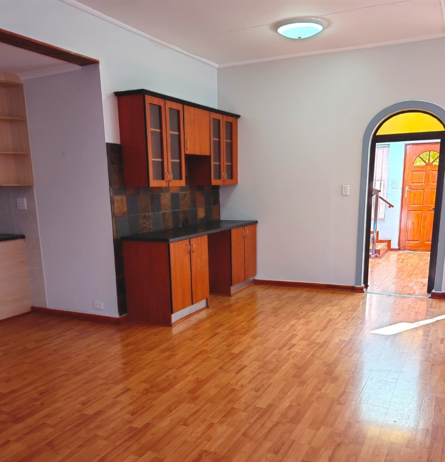 4 Bedroom Property for Sale in Wavecrest Eastern Cape